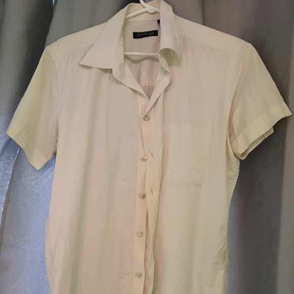 Kennth Cole off-white short-sleeve shirt - Picture 2 of 4